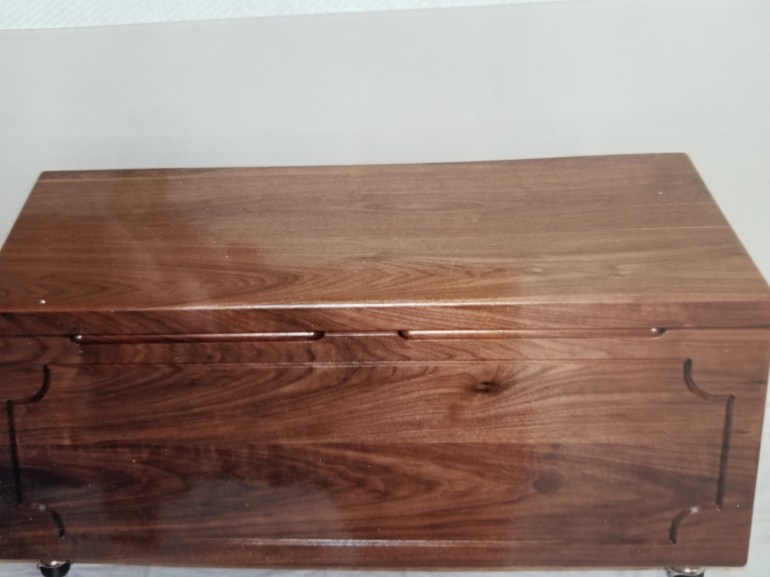 Solid Ornament Wall Cabinet
